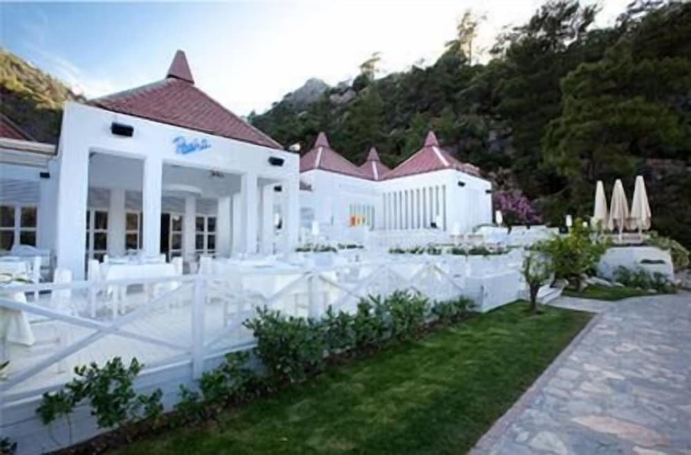 Hillside Beach Club — Hotel building in Fethiye, Mugla