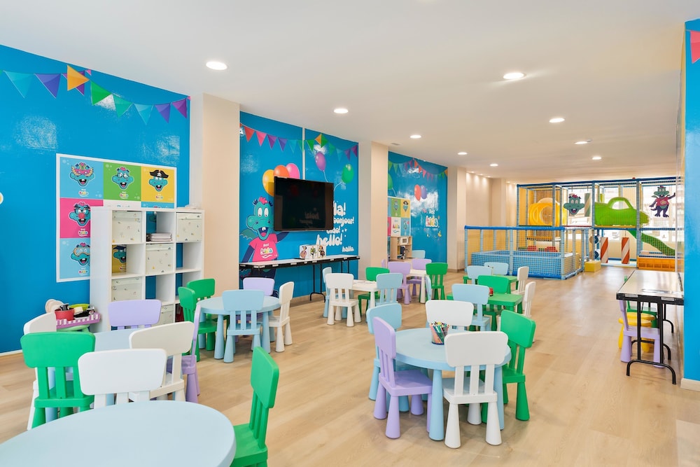 Hotel Best Sabinal — Attractions for children in Roquetas de Mar, Andalusia