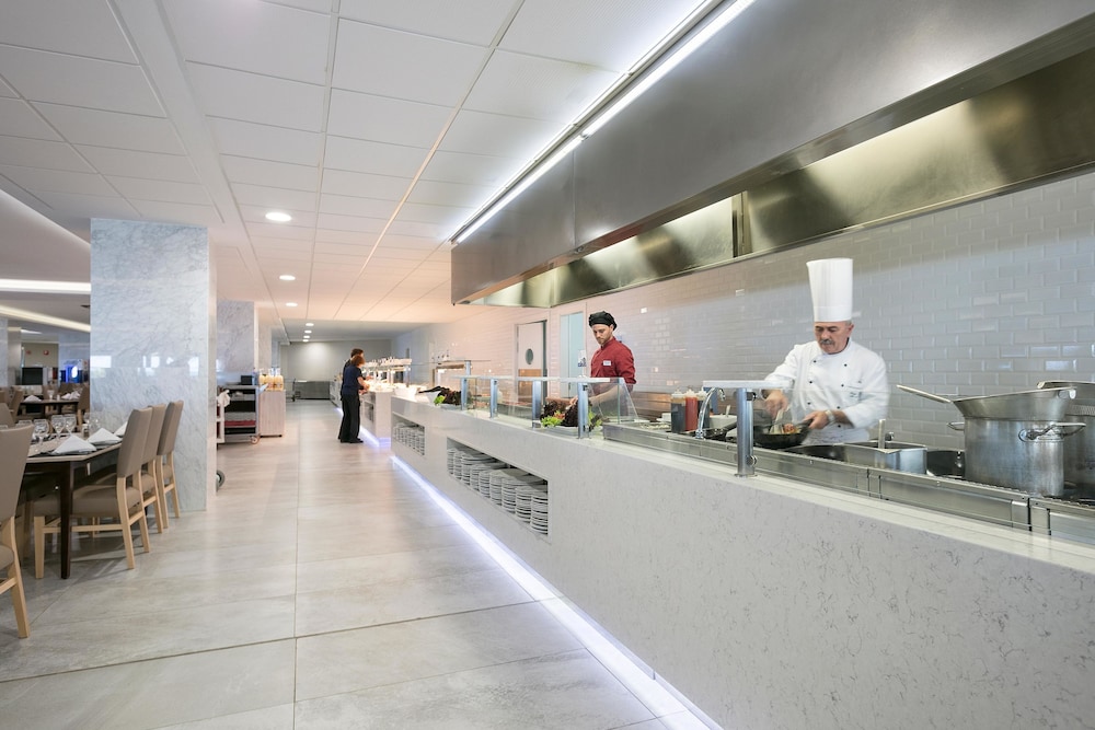 Hotel Best Sabinal — Restaurant & bars in Roquetas de Mar, Andalusia