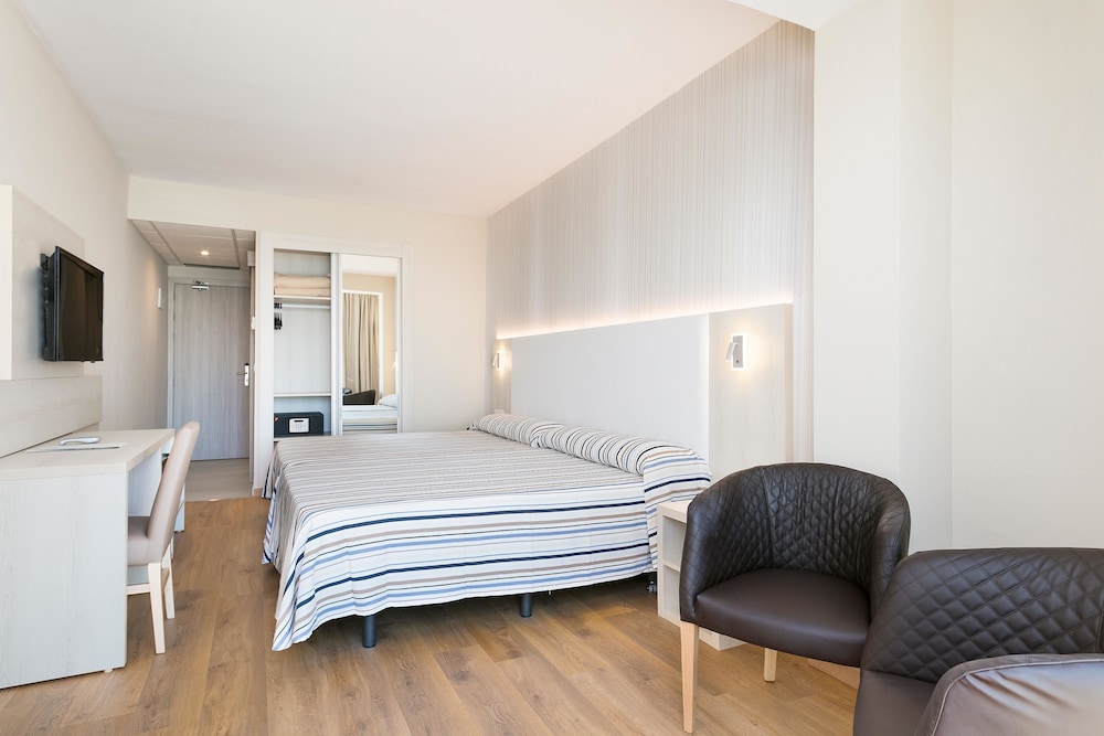 Hotel Best Sabinal — Hotel rooms in Roquetas de Mar, Andalusia
