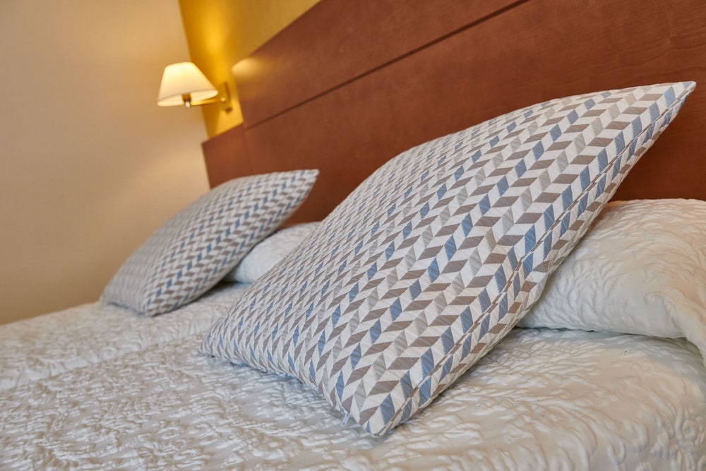 Hipotels Bahía Grande Aparthotel — Hotel rooms in Cala Millor, Balearic Islands