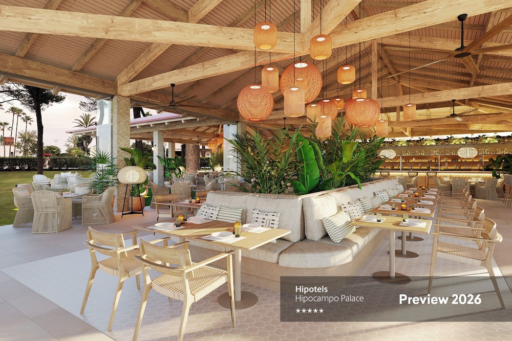 Hipotels Hipocampo Palace & Spa — Restaurant & bars in Cala Millor, Balearic Islands