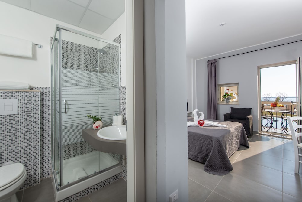 Hotel Hopps — Hotel rooms in Mazara del Vallo, Sicily