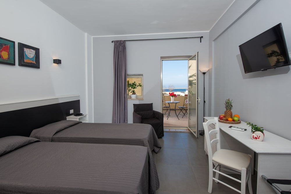Hotel Hopps — Hotel rooms in Mazara del Vallo, Sicily
