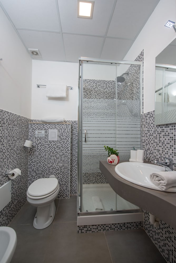 Hotel Hopps — Hotel rooms in Mazara del Vallo, Sicily