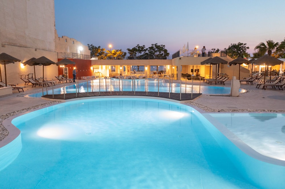 Hotel Hopps — Swimming pool in Mazara del Vallo, Sicily
