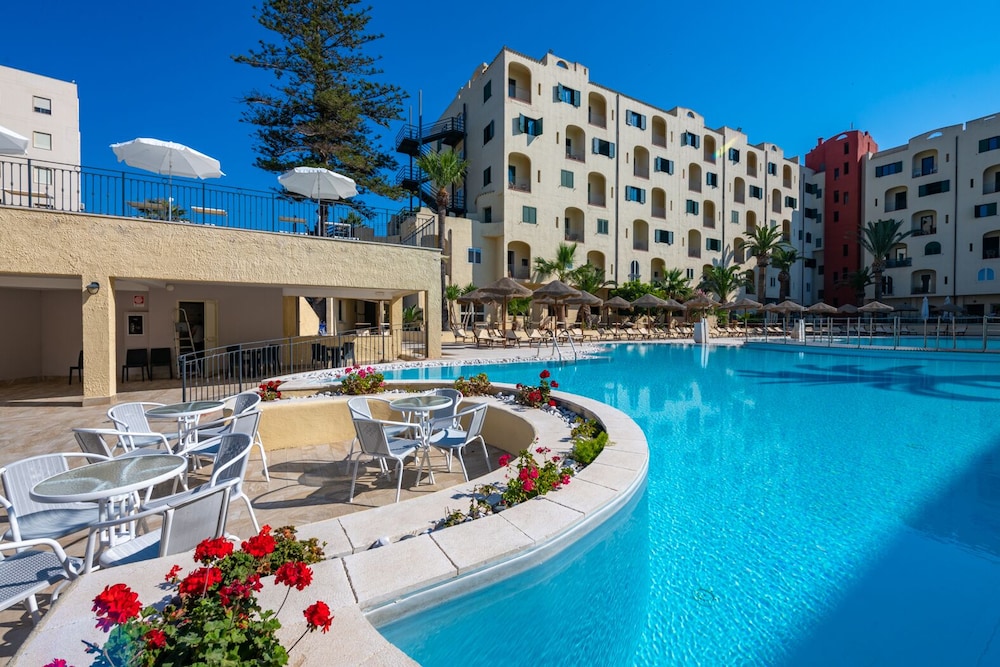 Hotel Hopps — Swimming pool in Mazara del Vallo, Sicily