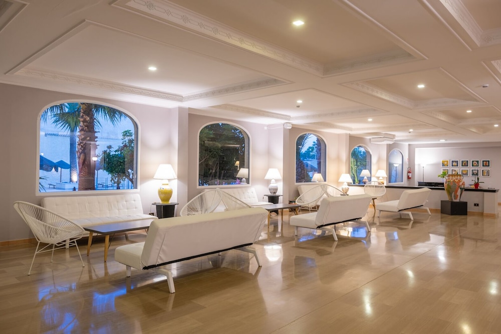 Hotel Hopps — Hotel rooms in Mazara del Vallo, Sicily