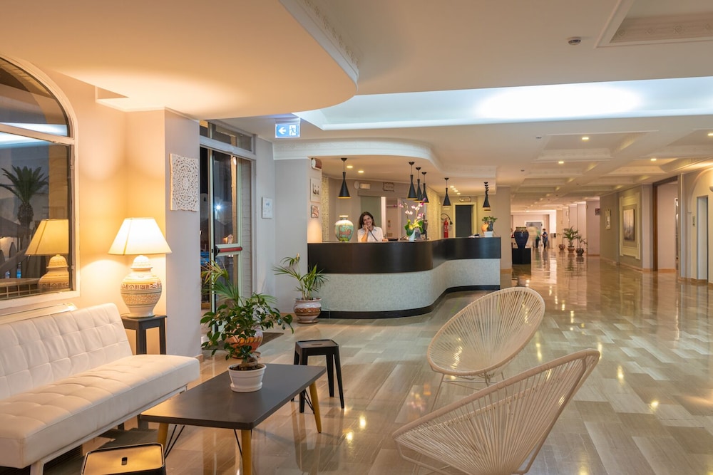 Hotel Hopps — Hotel building in Mazara del Vallo, Sicily