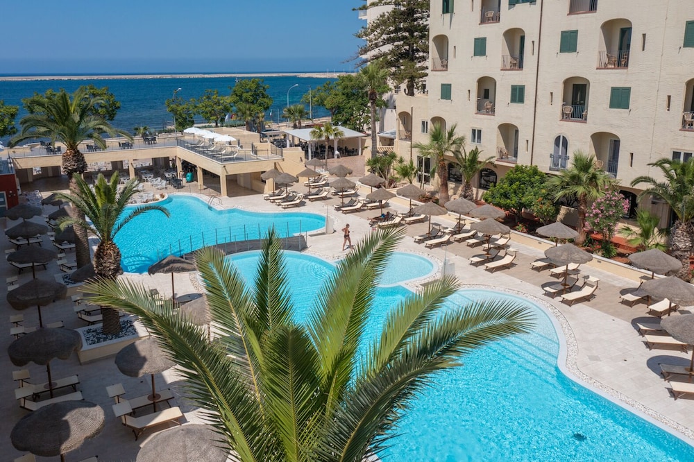 Hotel Hopps — Swimming pool in Mazara del Vallo, Sicily