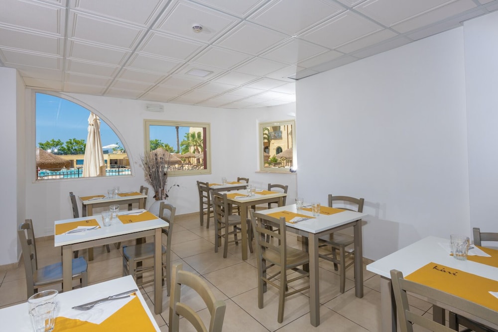 Hotel Hopps — Restaurant & bars in Mazara del Vallo, Sicily