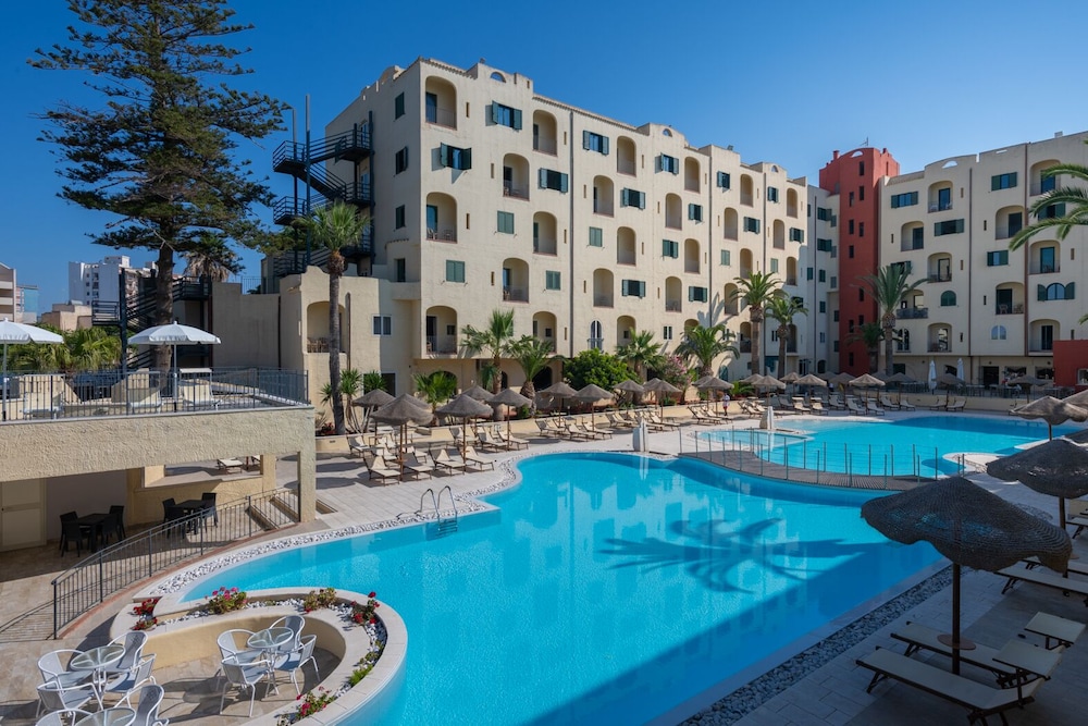 Hotel Hopps — Swimming pool in Mazara del Vallo, Sicily