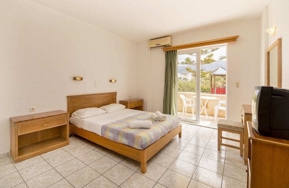 Horizon Beach Hotel — Hotel rooms in Stalida