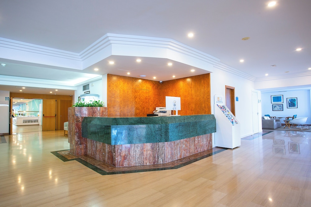 BQ Sarah Hotel - Adults Only — Hotel building in Can Picafort, Balearic Islands