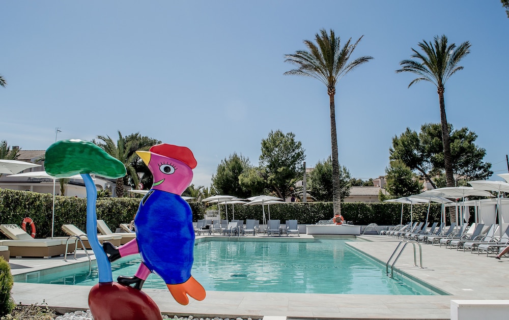 BQ Sarah Hotel - Adults Only — Swimming pool in Can Picafort, Balearic Islands