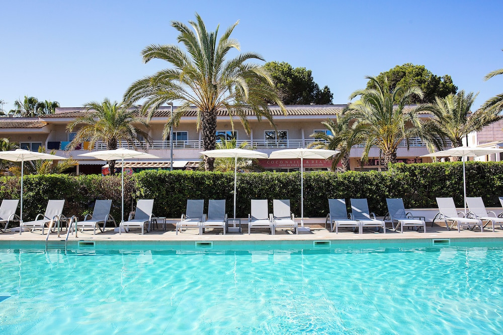 BQ Sarah Hotel - Adults Only — Swimming pool in Can Picafort, Balearic Islands