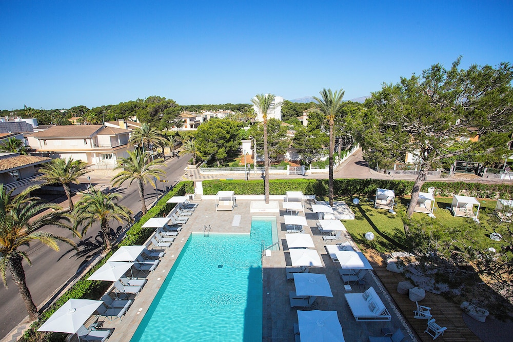 BQ Sarah Hotel - Adults Only — Main photo in Can Picafort, Balearic Islands