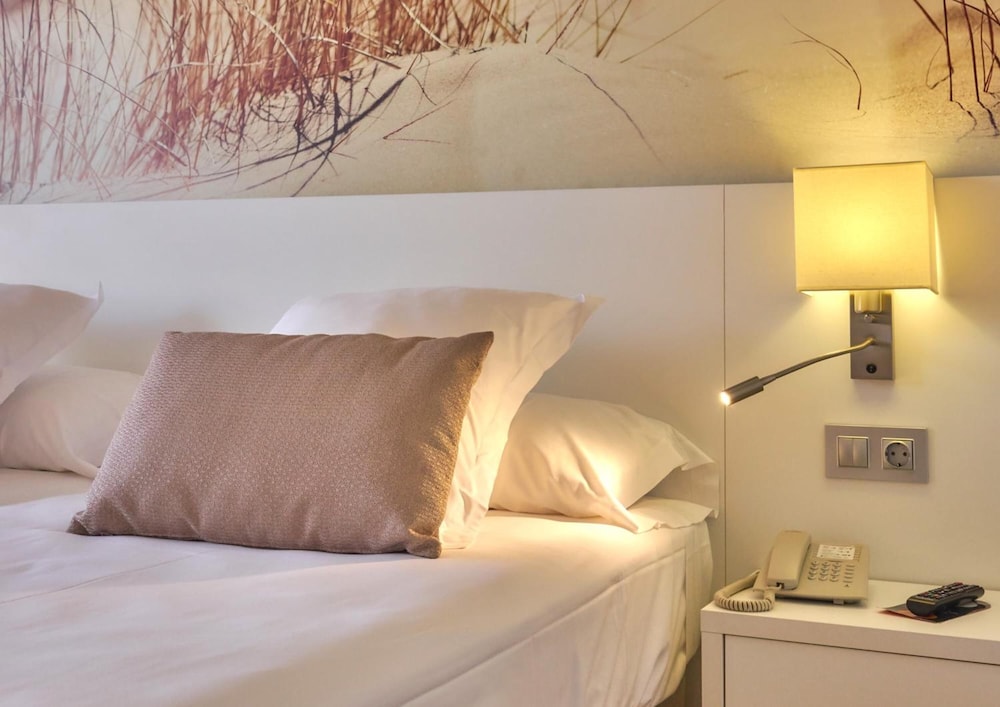 BQ Sarah Hotel - Adults Only — Hotel rooms in Can Picafort, Balearic Islands