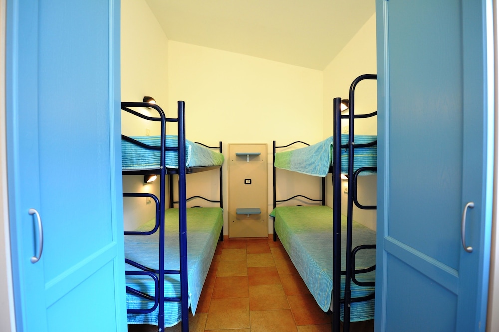 Camping Bella Italia — Hotel rooms in Peschiera del Garda, Veneto