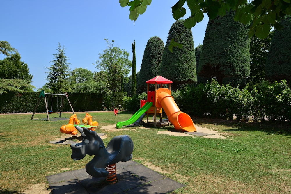 Camping Bella Italia — Attractions for children in Peschiera del Garda, Veneto