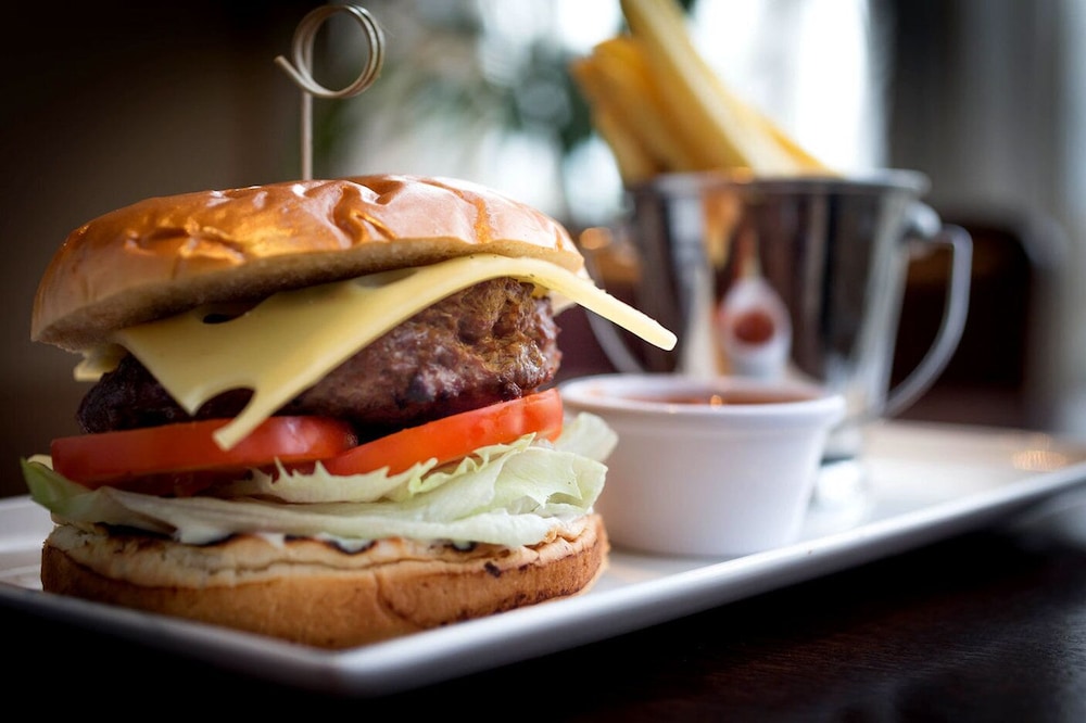 Clayton Hotel Leopardstown — Restaurant & bars in Dublin, Dublin City