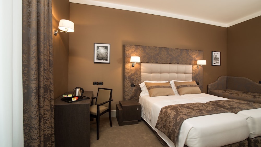 Monti Palace Hotel — Hotel rooms in Rome, Lazio