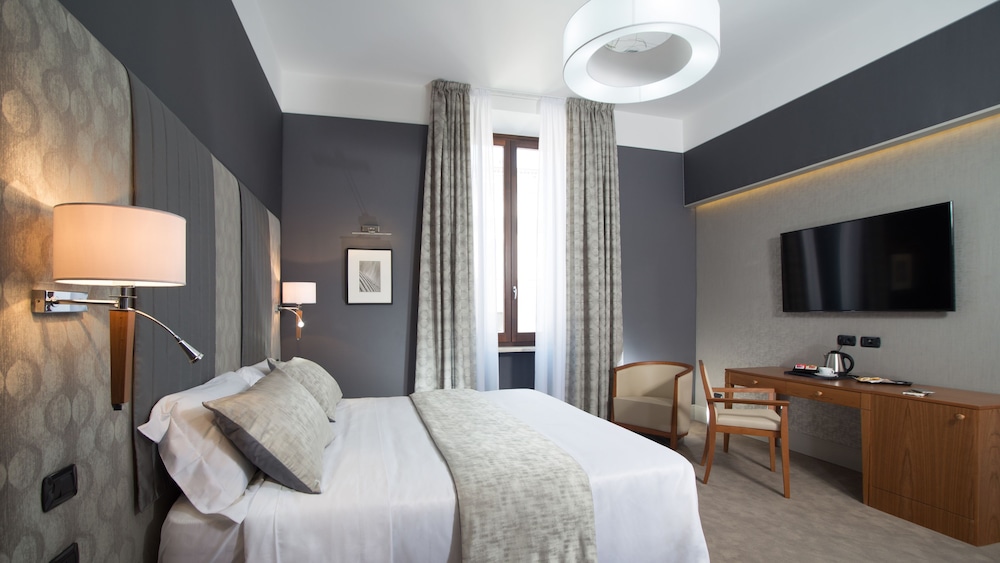 Monti Palace Hotel — Hotel rooms in Rome, Lazio