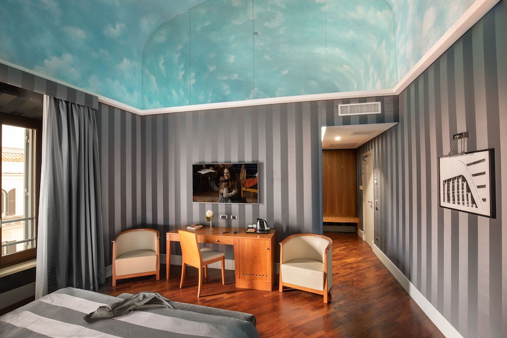 Monti Palace Hotel — Hotel rooms in Rome, Lazio