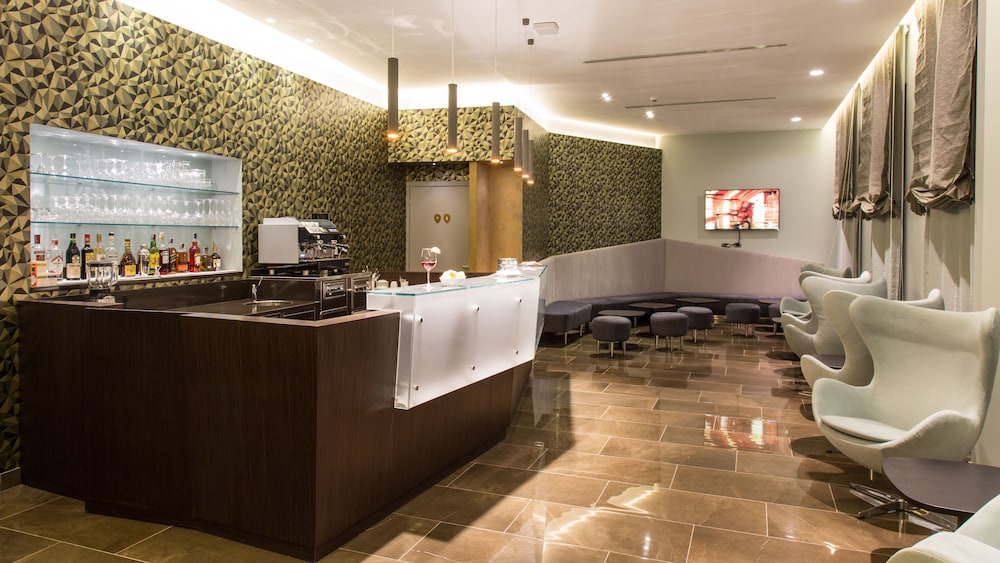 Monti Palace Hotel — Restaurant & bars in Rome, Lazio