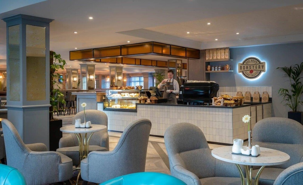 Maldron Hotel Newlands Cross — Restaurant & bars in Dublin, Dublin City