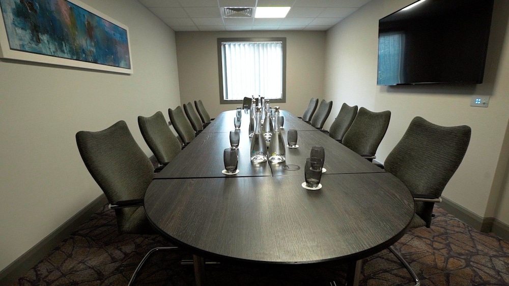 Maldron Hotel Newlands Cross — Hotel building in Dublin, Dublin City