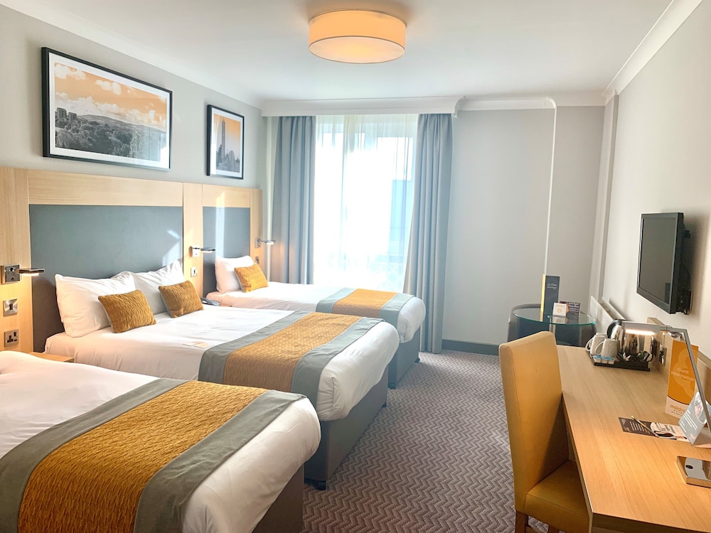 Maldron Hotel Newlands Cross — Hotel rooms in Dublin, Dublin City