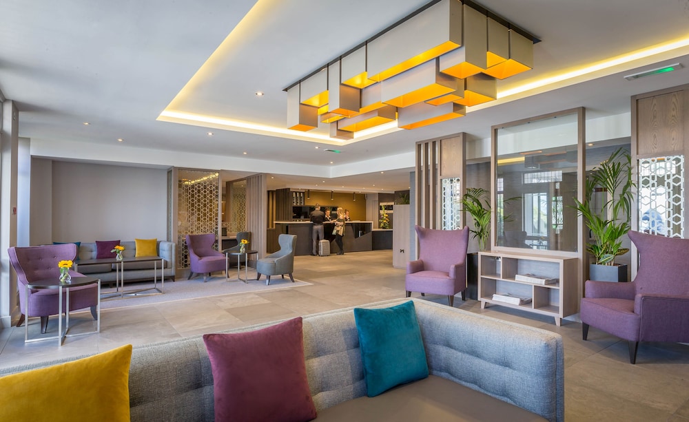 Maldron Hotel Newlands Cross — Hotel building in Dublin, Dublin City