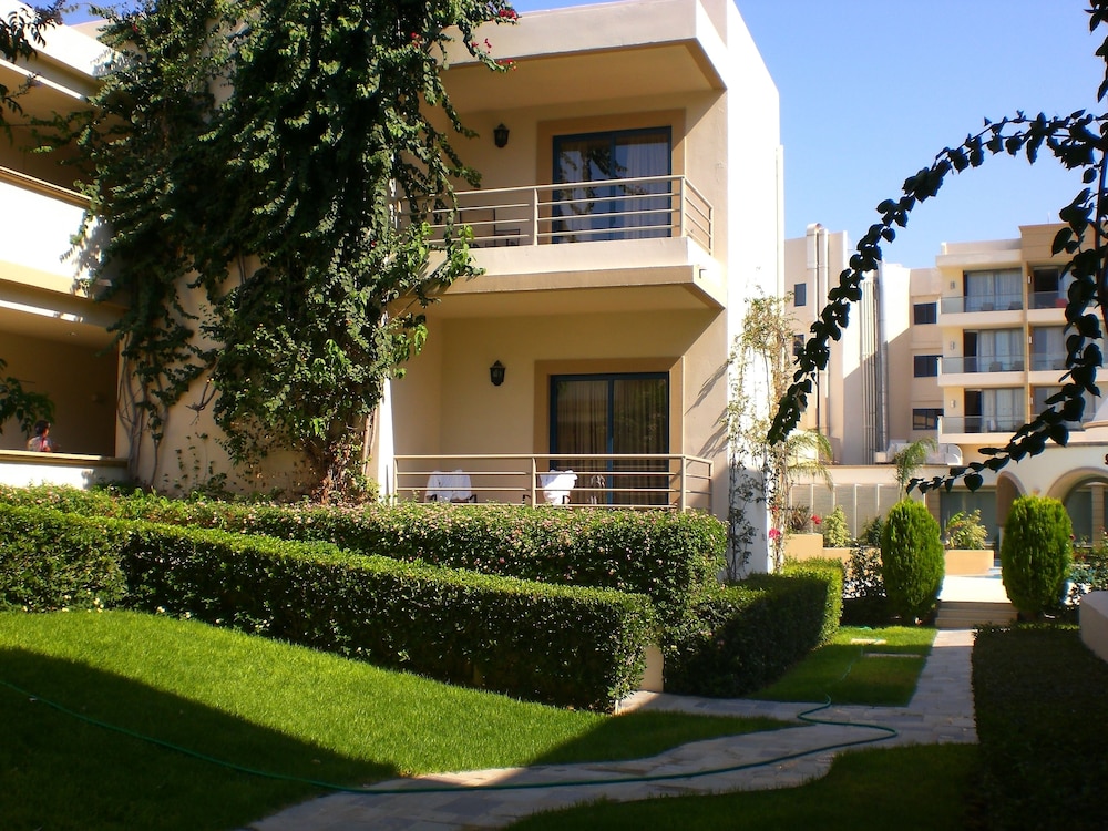 The Ixian Grand & All Suites - Adults Only — Hotel building in Ialyssos, South Aegean