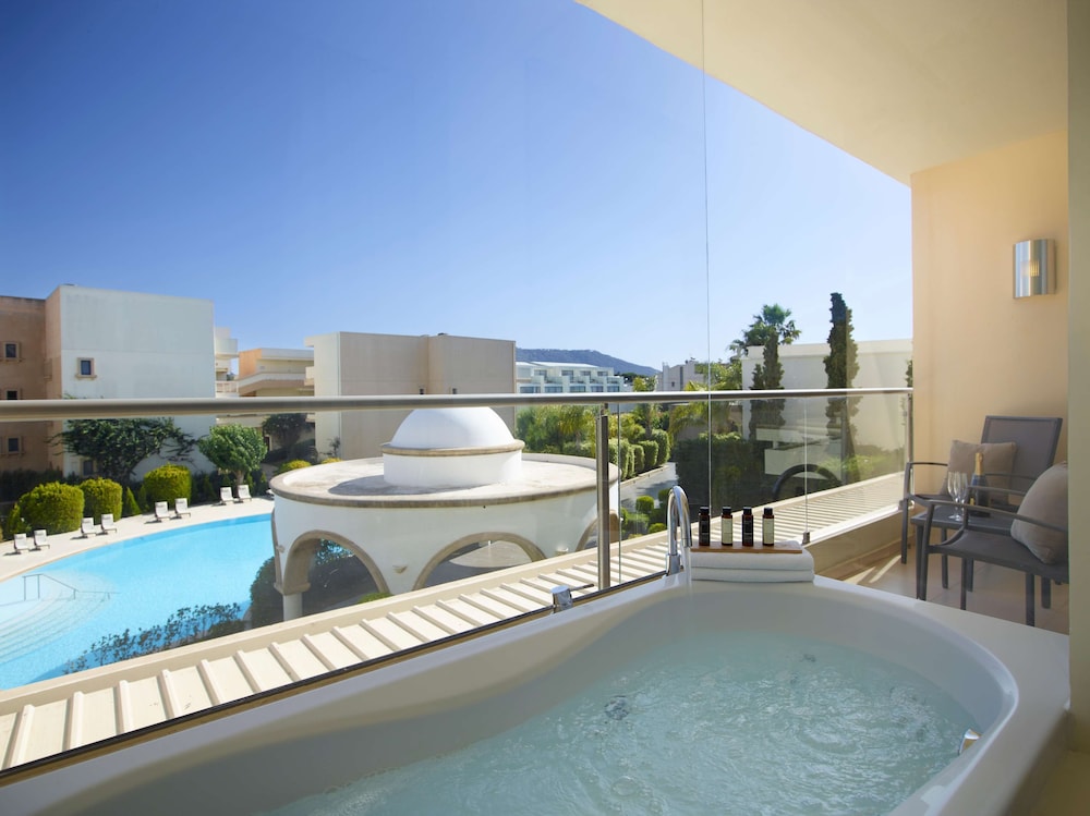 The Ixian Grand & All Suites - Adults Only — Hotel rooms in Ialyssos, South Aegean