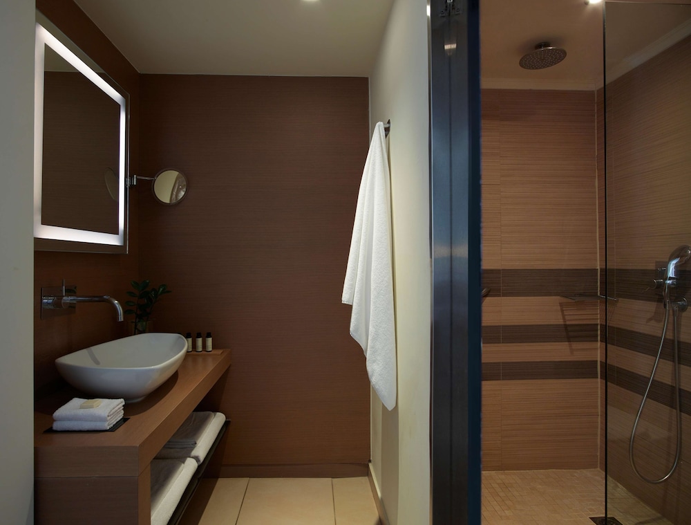 The Ixian Grand & All Suites - Adults Only — Hotel rooms in Ialyssos, South Aegean