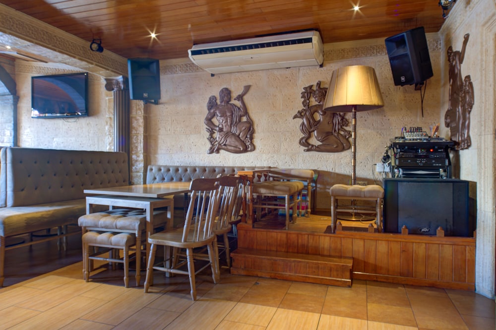 Choromar Apartments — Restaurant & bars in Albufeira, Faro