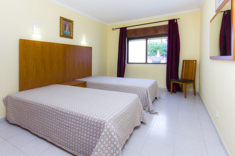 Choromar Apartments — Hotel rooms in Albufeira, Faro