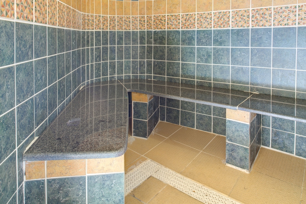 Choromar Apartments — Spa in Albufeira, Faro