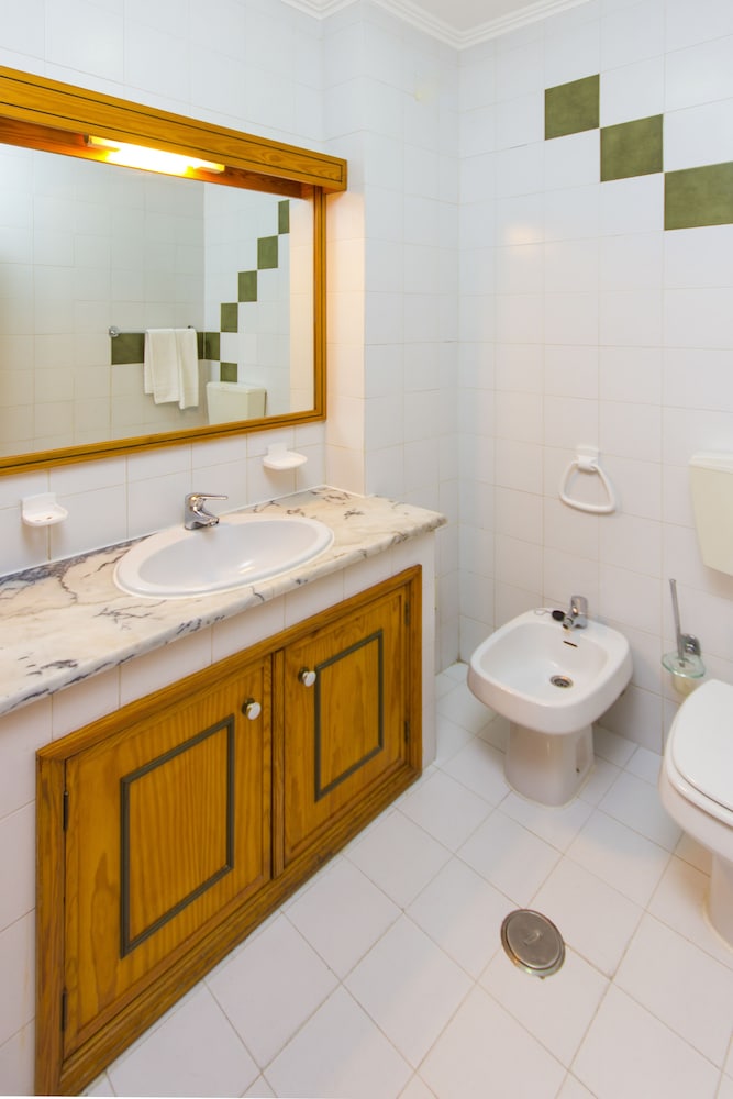 Choromar Apartments — Hotel rooms in Albufeira, Faro