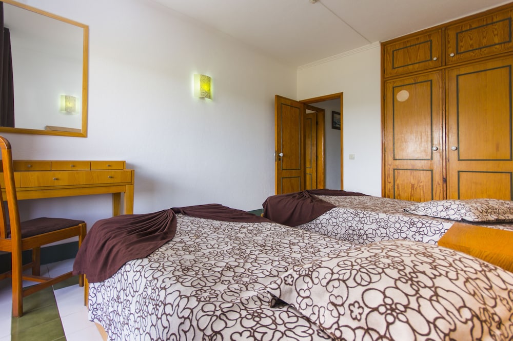 Choromar Apartments — Hotel rooms in Albufeira, Faro