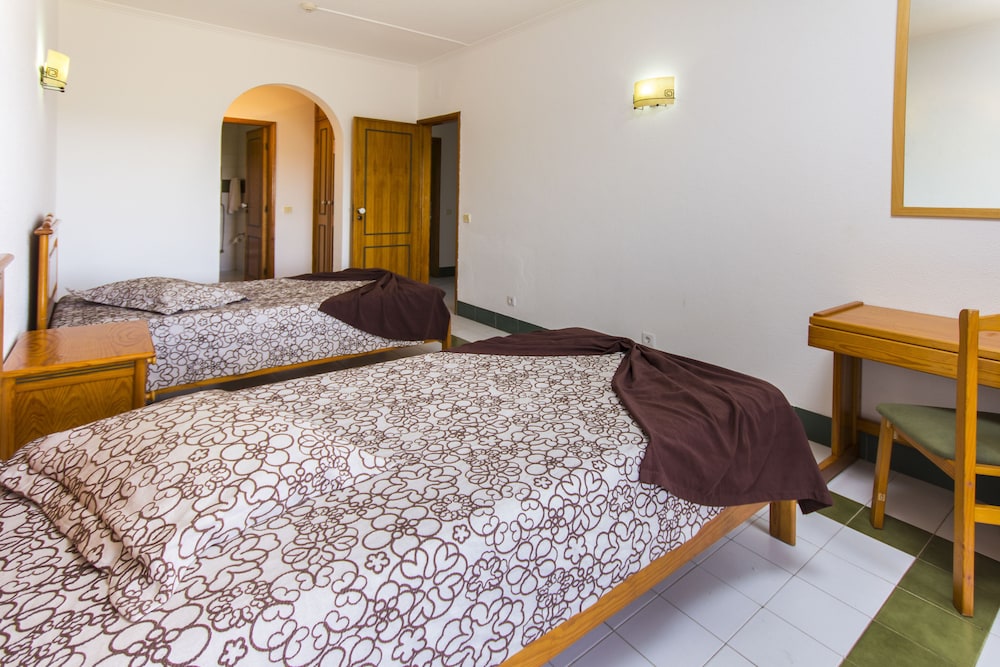 Choromar Apartments — Hotel rooms in Albufeira, Faro