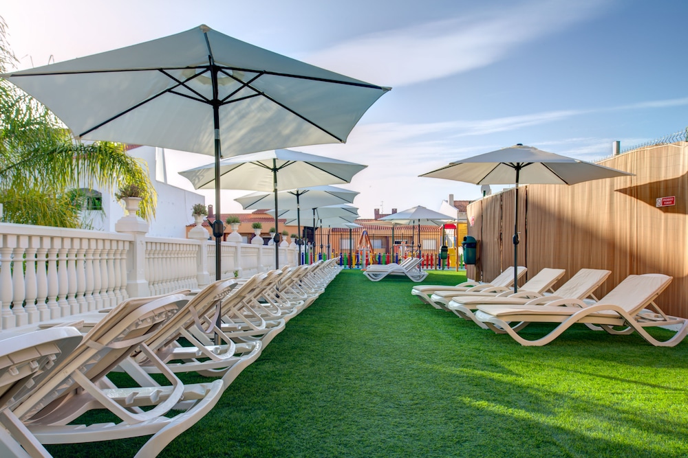 Choromar Apartments — Attractions for children in Albufeira, Faro