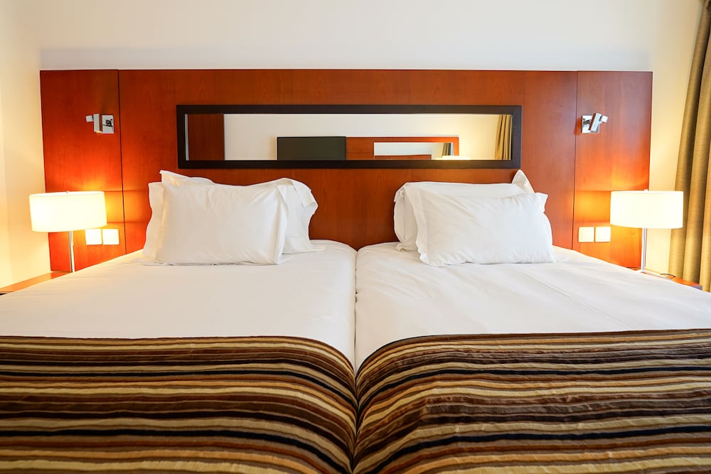 Legendary Lisboa Suites — Hotel rooms in Lisbon, Lisboa