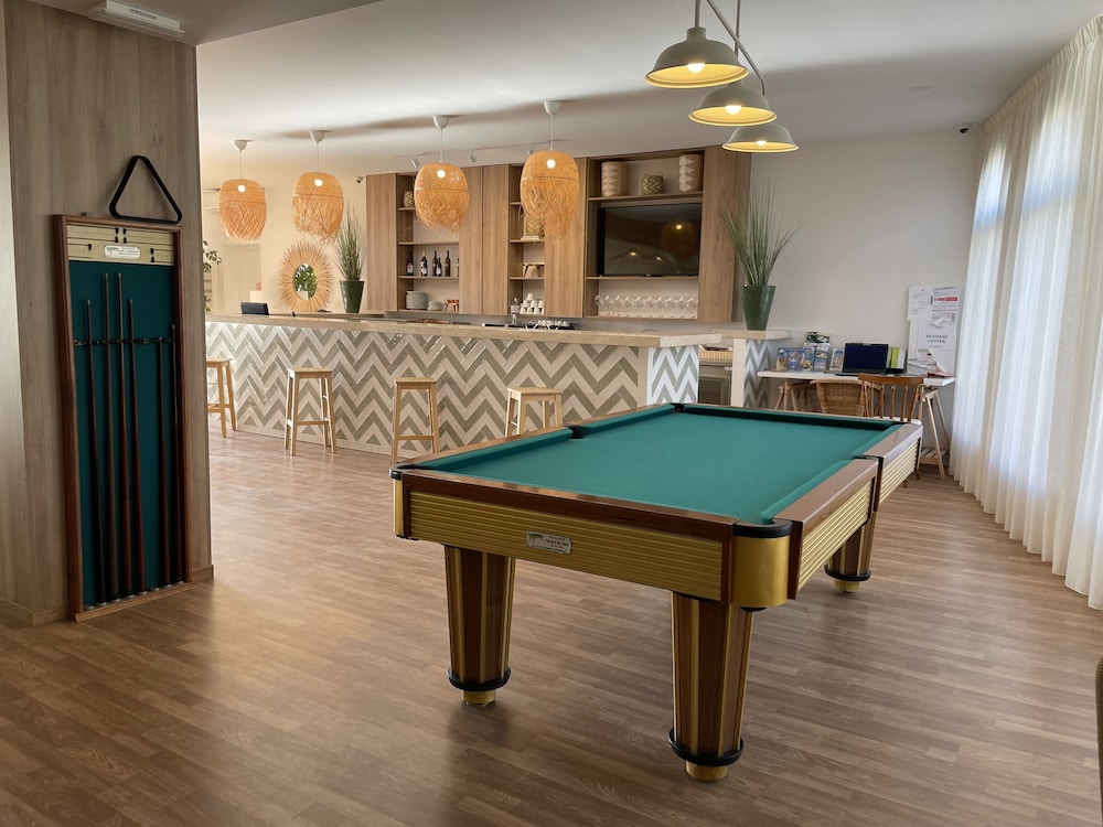 Clube Maria Luisa — Sports & recreation in Albufeira, Faro