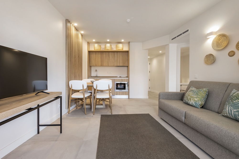 Clube Maria Luisa — Hotel rooms in Albufeira, Faro