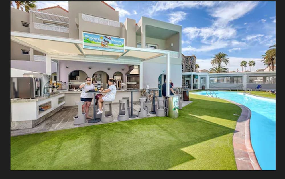 Apartamentos LIVVO Koala Garden — Restaurant & bars in Maspalomas, Canary Islands