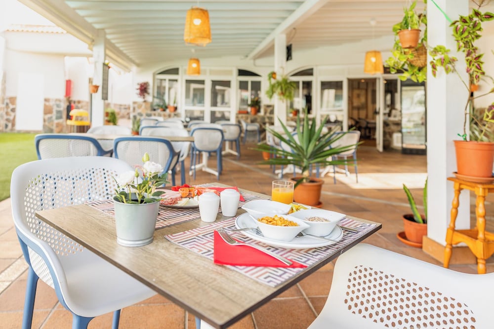 Apartamentos LIVVO Koala Garden — Restaurant & bars in Maspalomas, Canary Islands