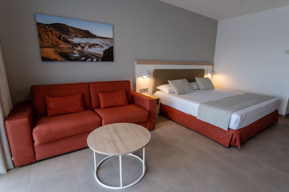 Hotel Lanzarote Village — Hotel rooms in Puerto del Carmen, Canary Islands
