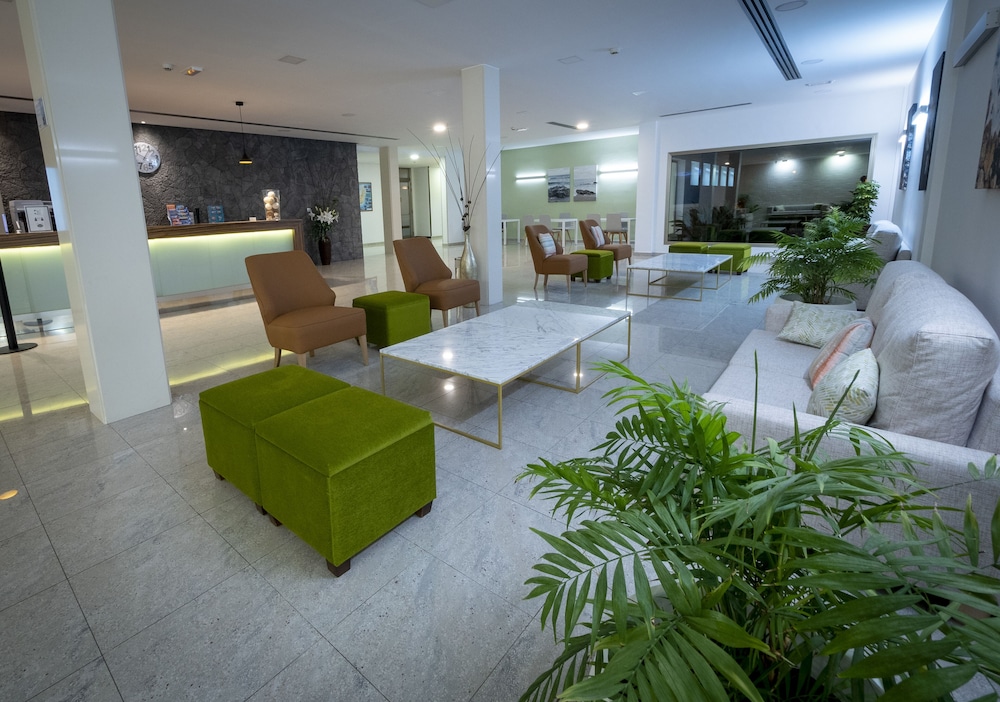 Hotel Lanzarote Village — Hotel building in Puerto del Carmen, Canary Islands